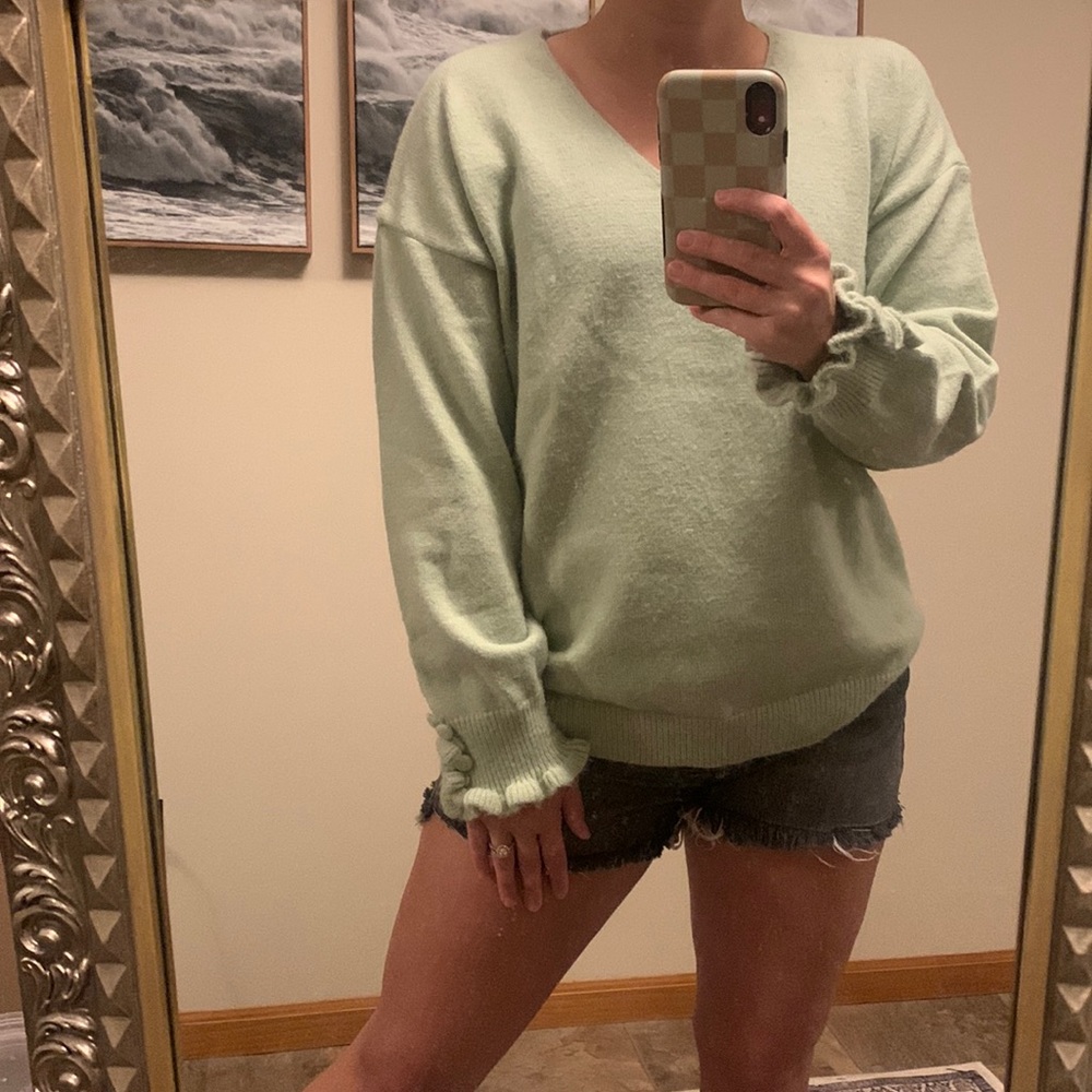 Mint green sweater with wrist buttons size medium boutique brand CDM